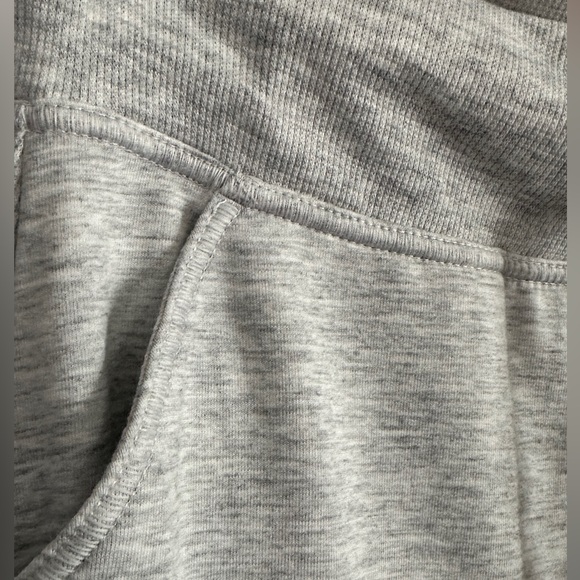 Shape French Terry Joggers - Picture 3 of 9